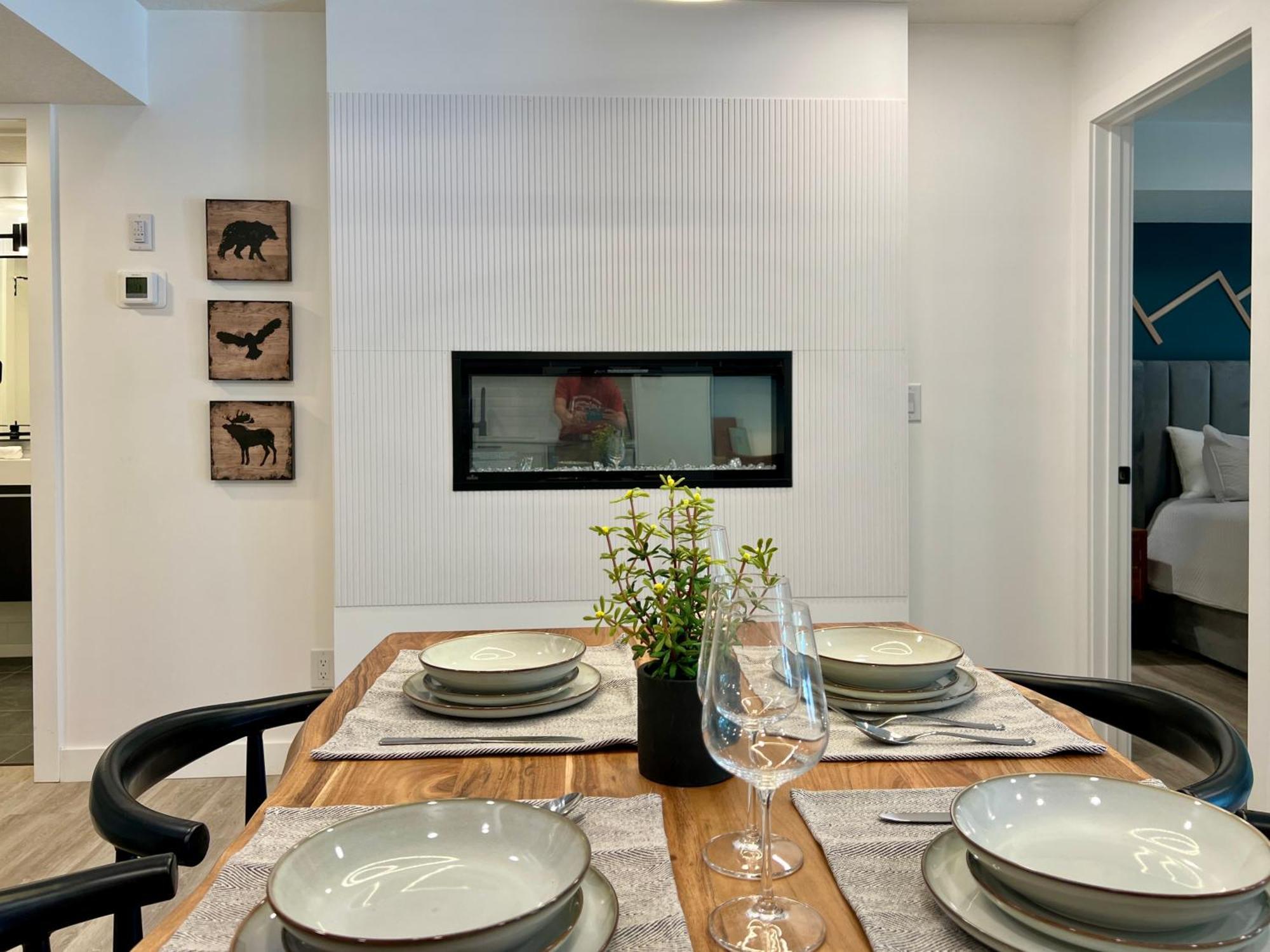 Special! New Downtown Mtn View Free Parking 2B&2B Leilighet Canmore Eksteriør bilde
