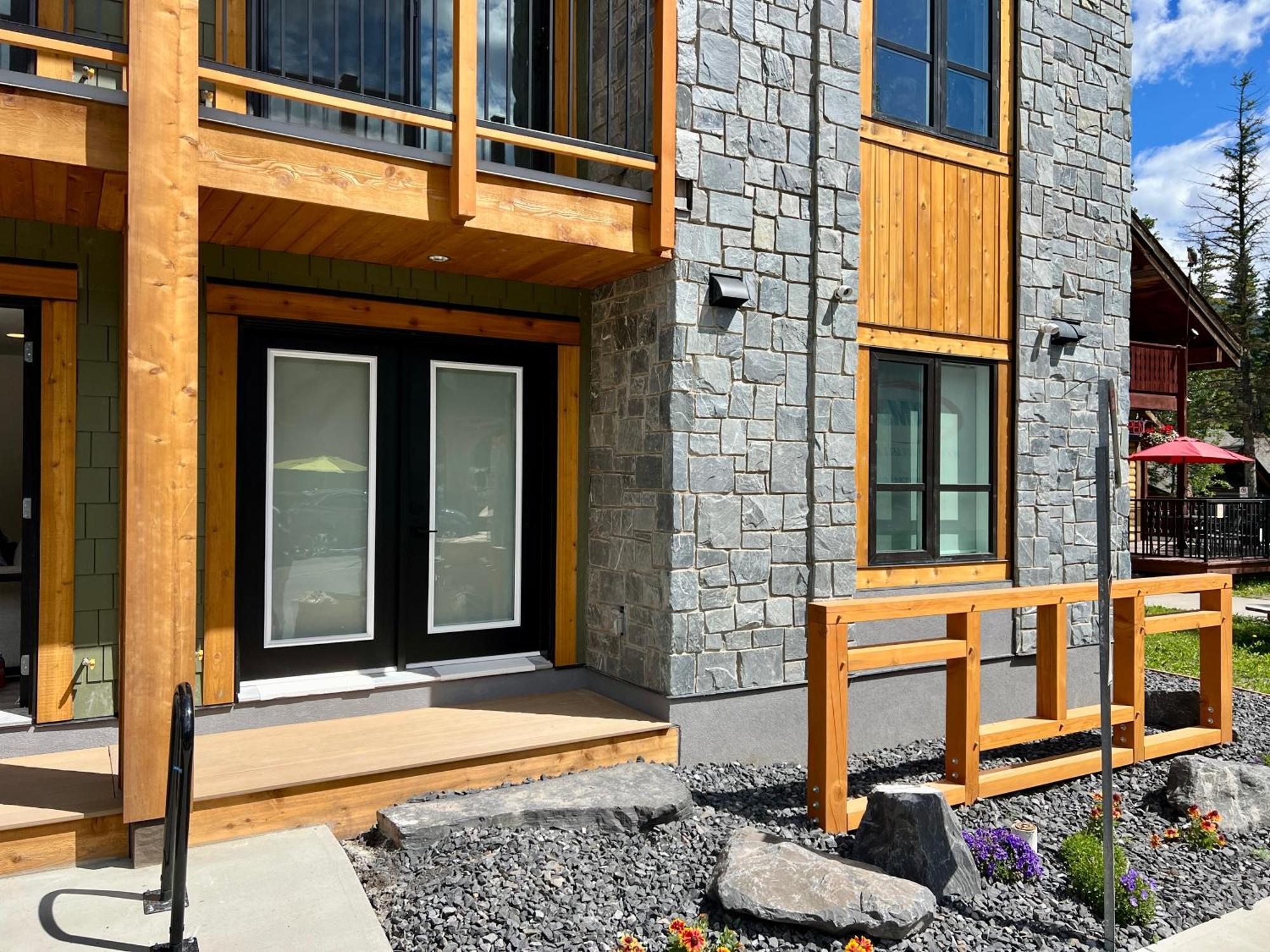 Special! New Downtown Mtn View Free Parking 2B&2B Leilighet Canmore Eksteriør bilde