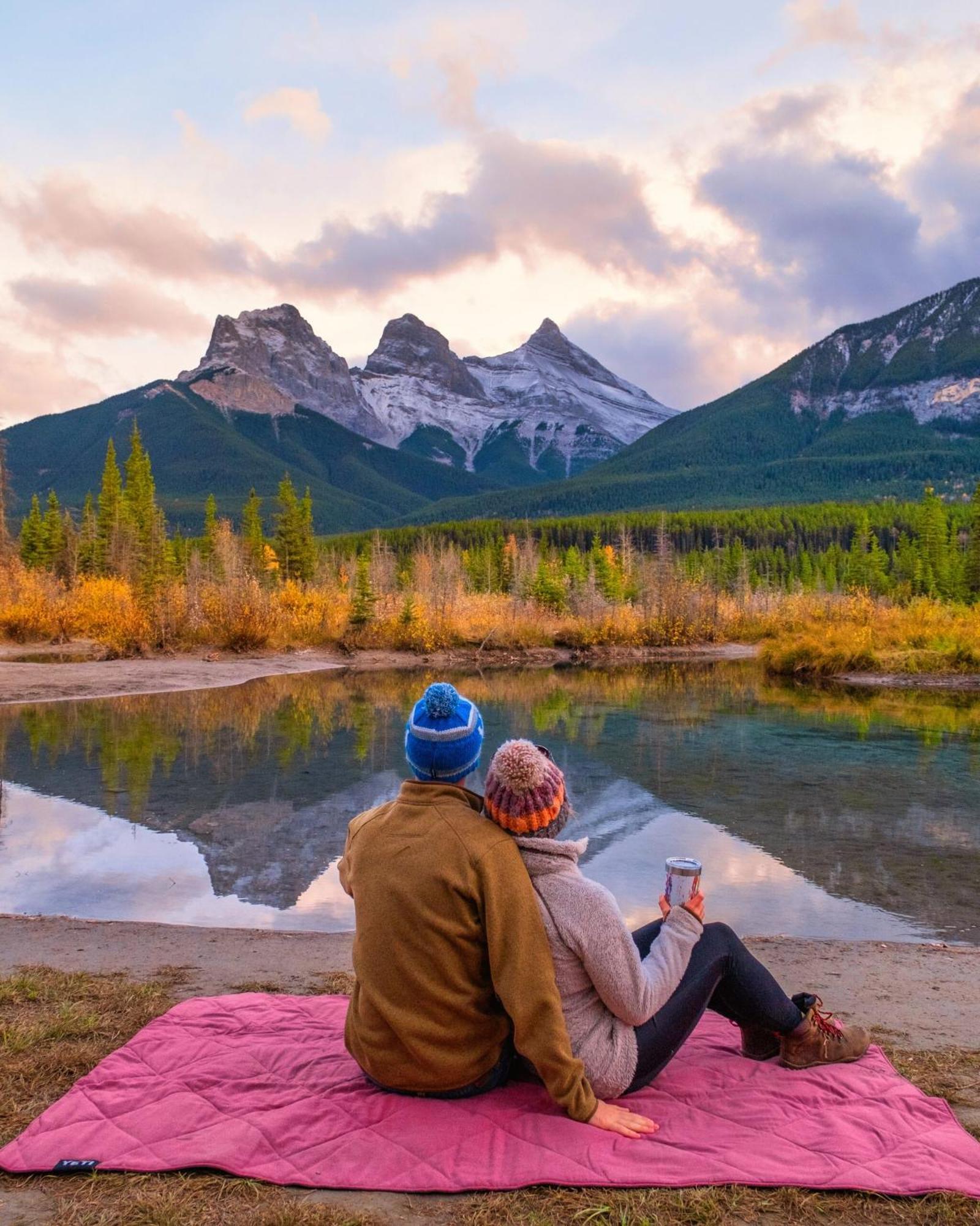 Special! New Downtown Mtn View Free Parking 2B&2B Leilighet Canmore Eksteriør bilde