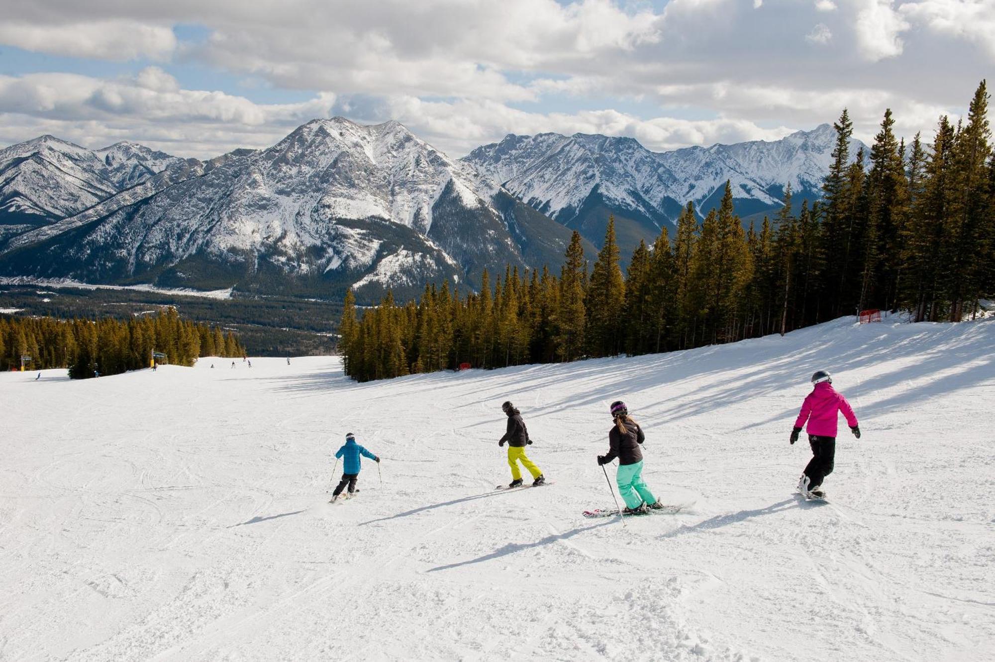 Special! New Downtown Mtn View Free Parking 2B&2B Leilighet Canmore Eksteriør bilde